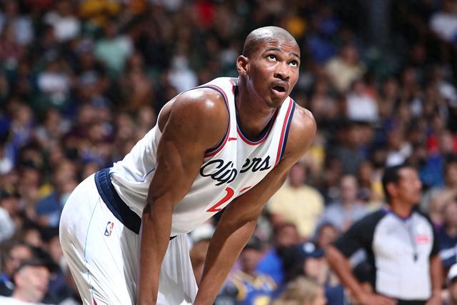 胡金秋18分广厦胜山东 齐麟17分新疆胜北控